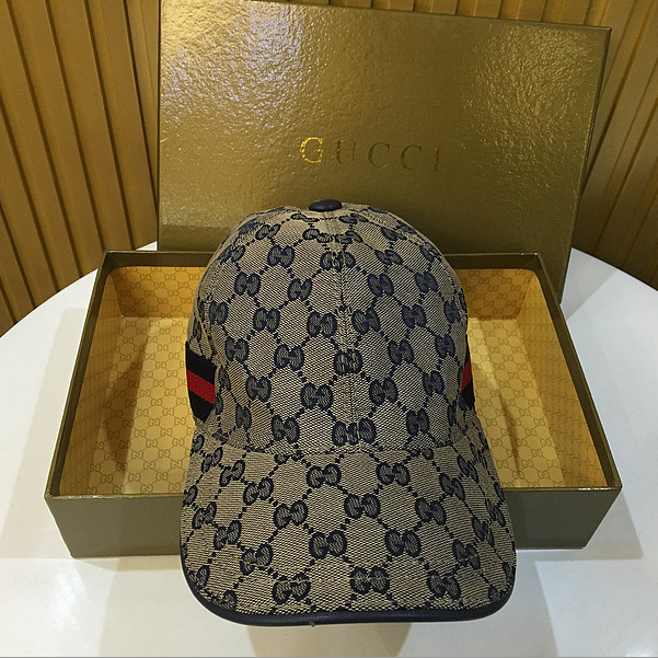 Gucci GG Canvas Baseball Hat - DesignerGu