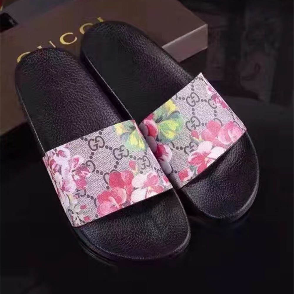 Gucci Bird And Flower Flip Flops - DesignerGu