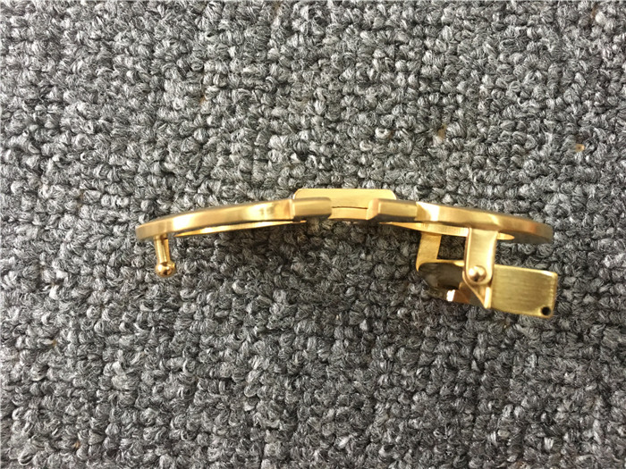 Ferragamo Black Leather Gold Buckle - DesignerGu