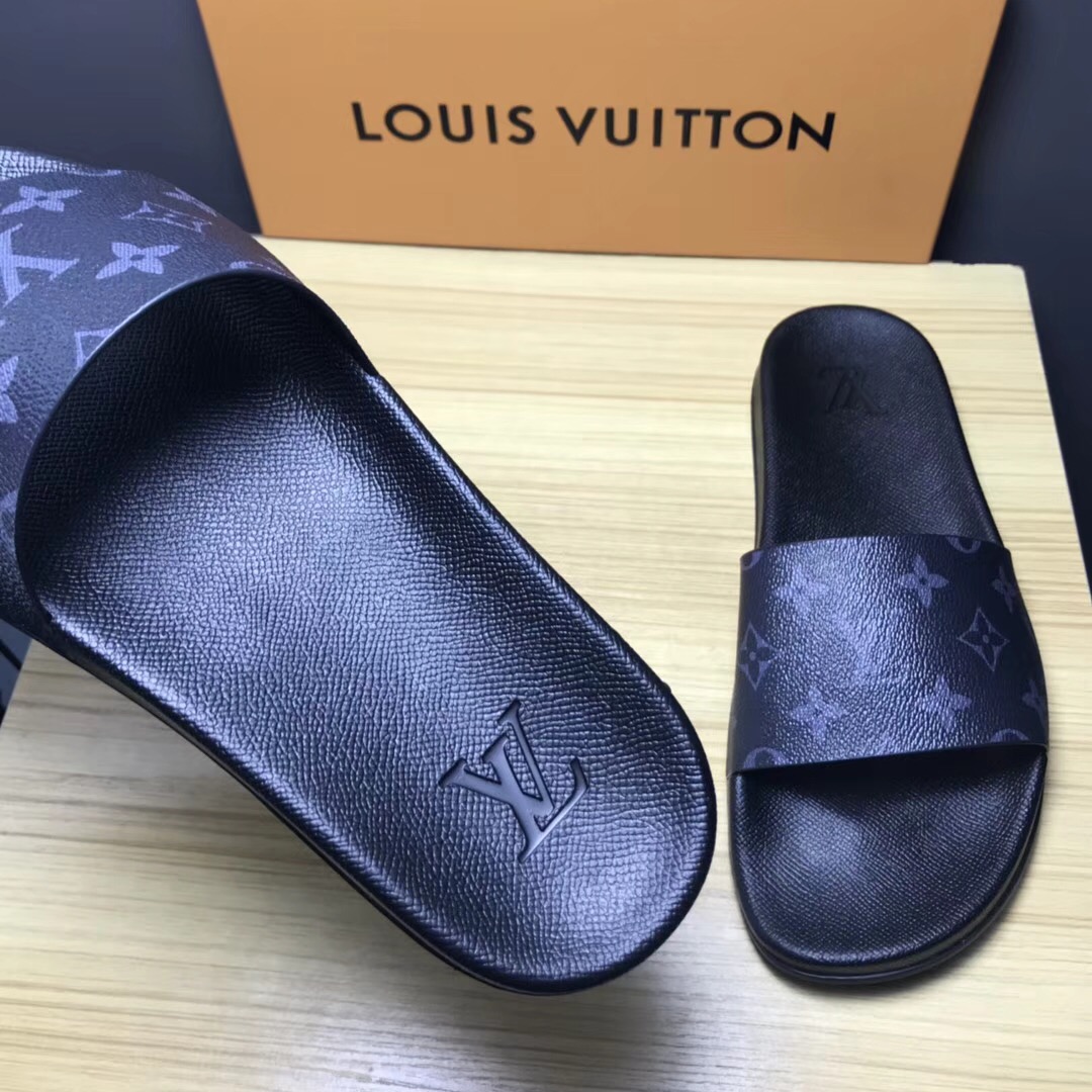 Louis Vuitton Palm Slippers In Balck - DesignerGu