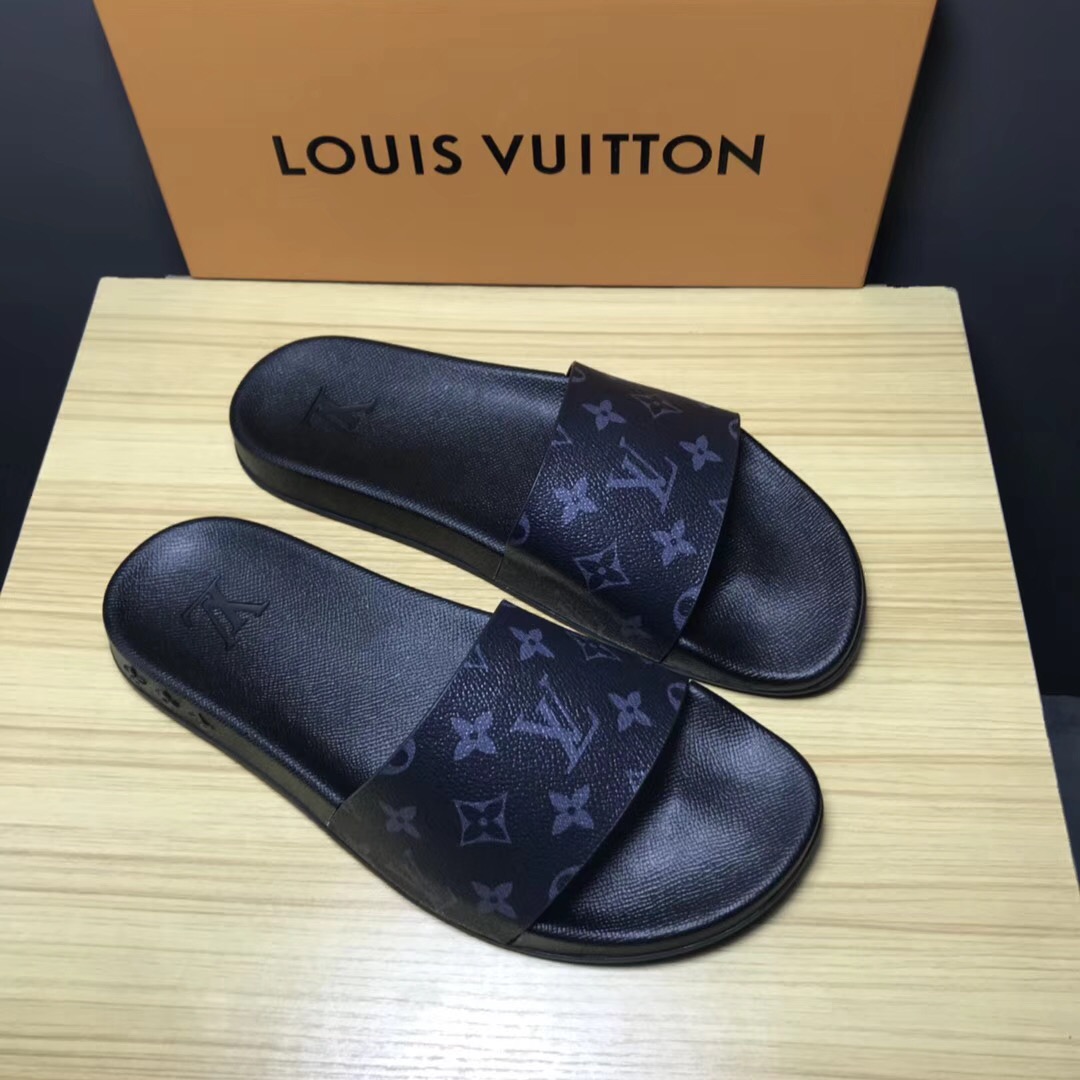 Louis Vuitton Palm Slippers In Balck - DesignerGu