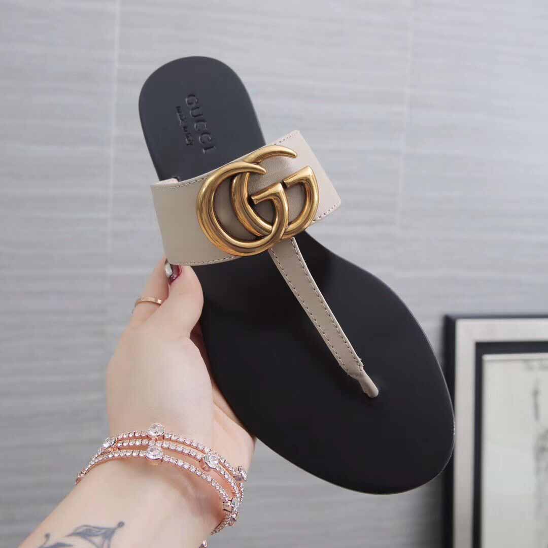 Gucci Leather Thong Sandal With Double G - DesignerGu
