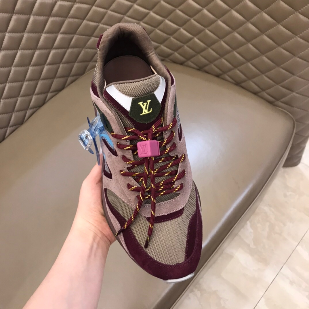 Louis Vuitton Men's Sneaker  - DesignerGu