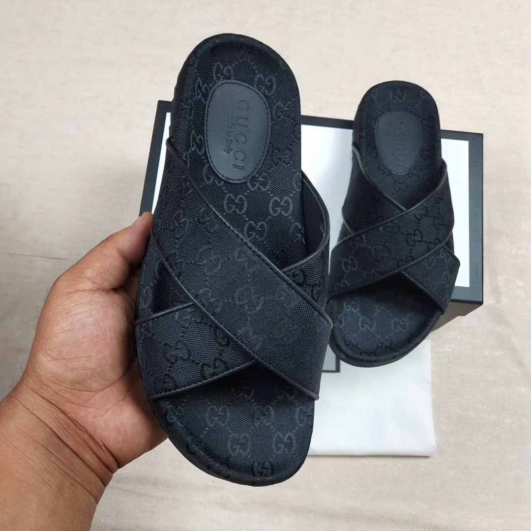 Gucci Men's GG Slide Sandal - DesignerGu