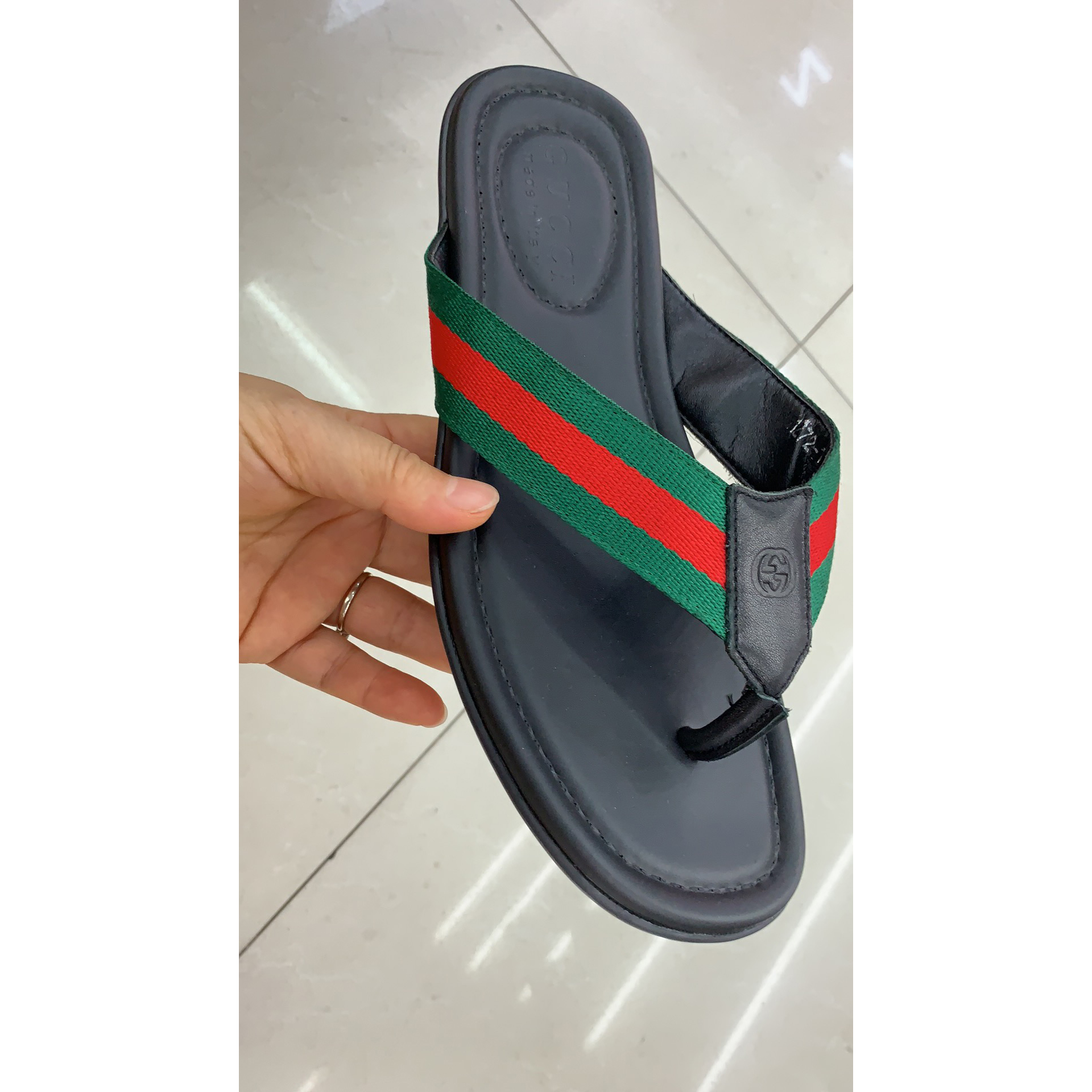 Gucci Web Flip Flops - DesignerGu