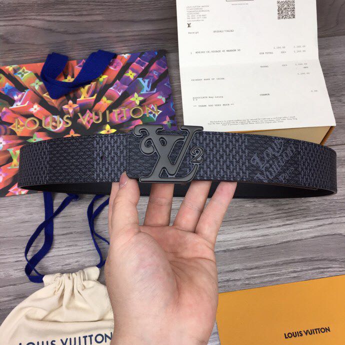 Louis Vuitton Squared 40MM Belt - DesignerGu