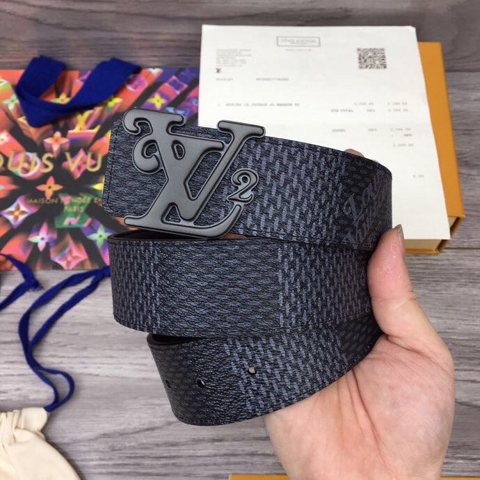 Louis Vuitton Squared 40MM Belt - DesignerGu