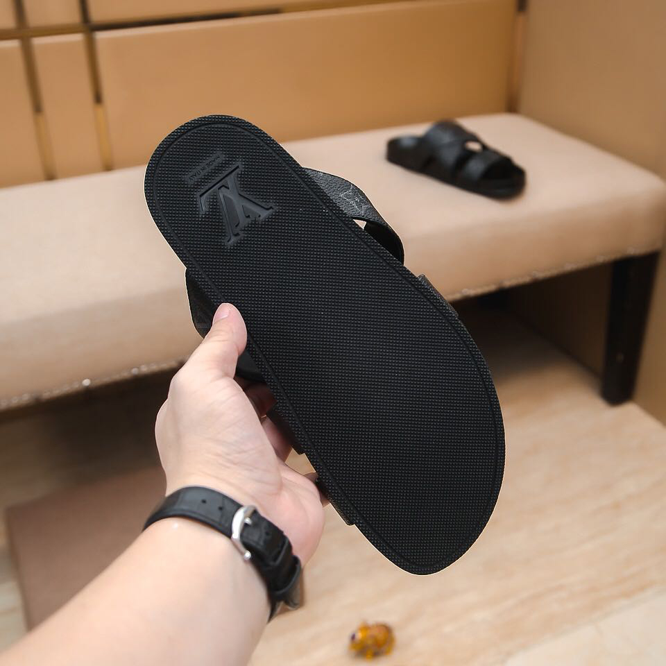 Louis Vuitton Monogram Slippers(Upon UK size) - DesignerGu