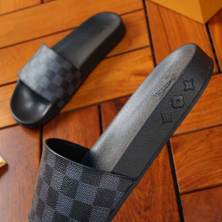 Louis Vuitton Black Damier Sandals - DesignerGu