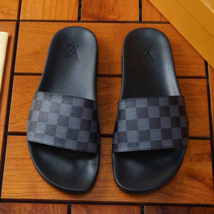 Louis Vuitton Black Damier Sandals - DesignerGu