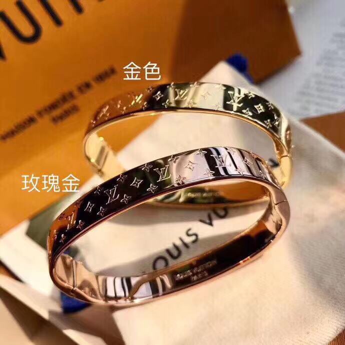 Louis Vuitton Monogram Bracelet - DesignerGu