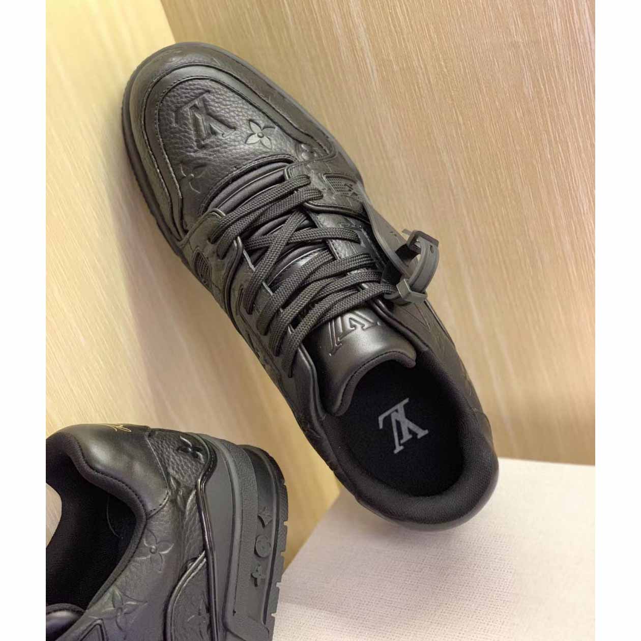 Louis Vuitton Trainer Sneaker - DesignerGu