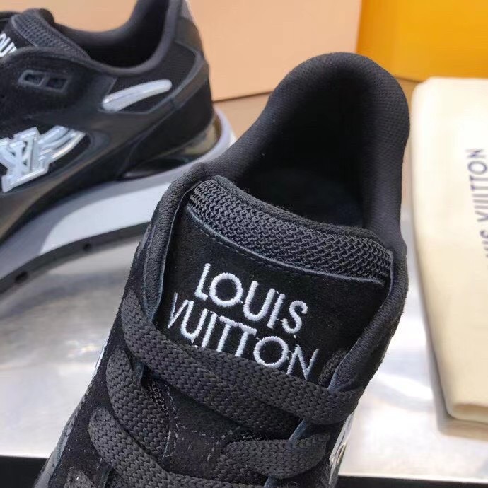 Louis Vuitton Trainer Sneaker(Upon UK Size) - DesignerGu