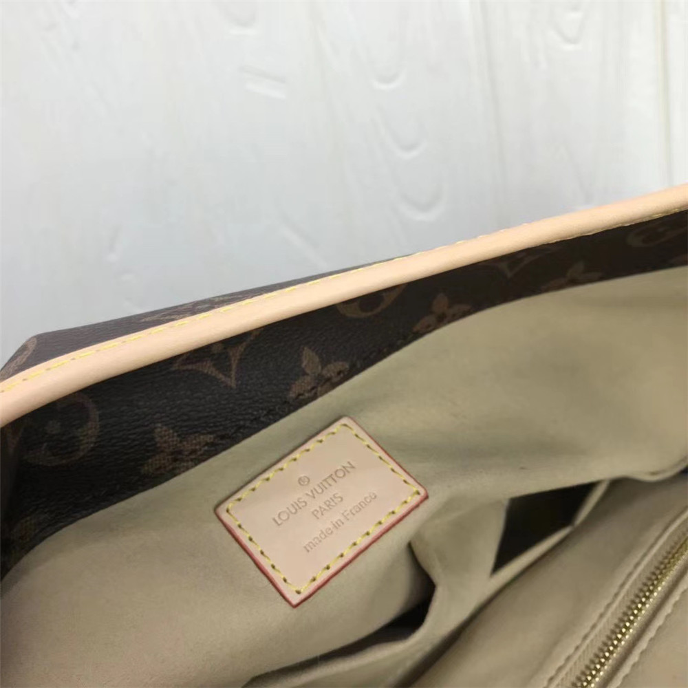 Louis Vuitton Monogram Handbag In Brown  - DesignerGu