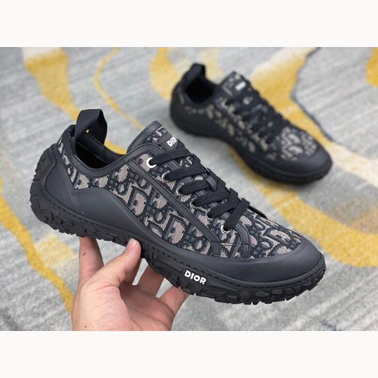 Dior B28 Low-Top Sneaker  - DesignerGu