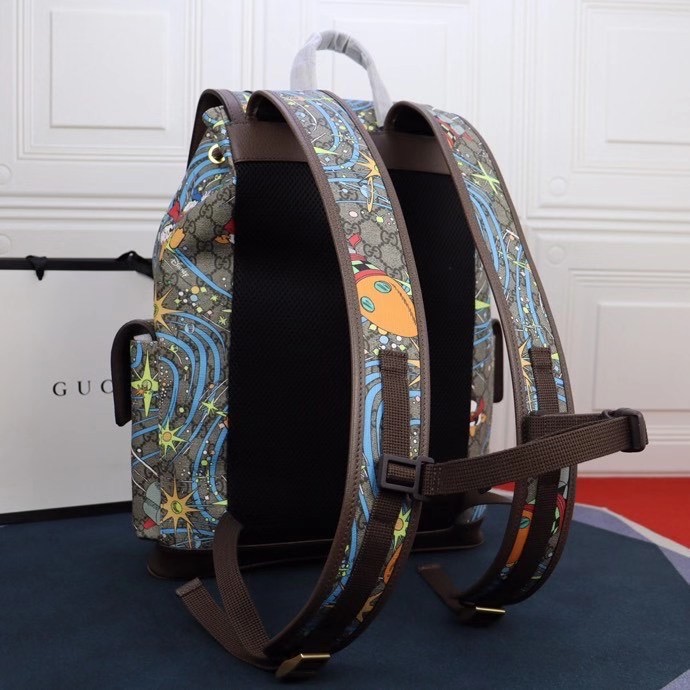 Gucci x Disney Donald Duck Medium Backpack - DesignerGu