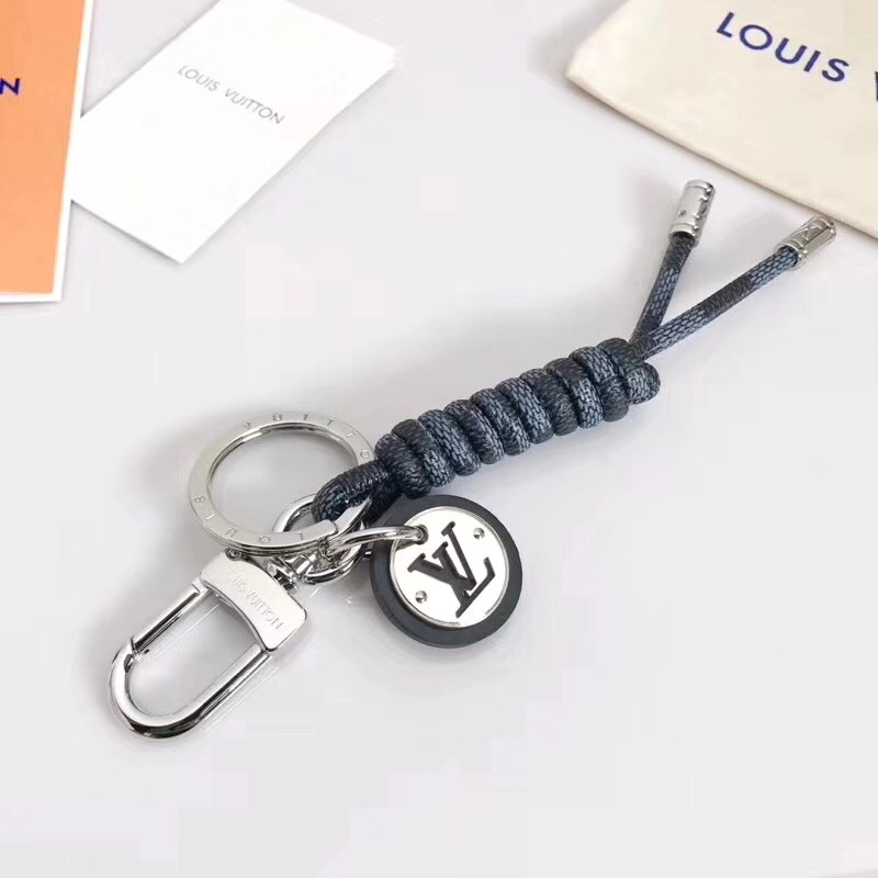 Louis Vuitton 'LV' Keychain - DesignerGu
