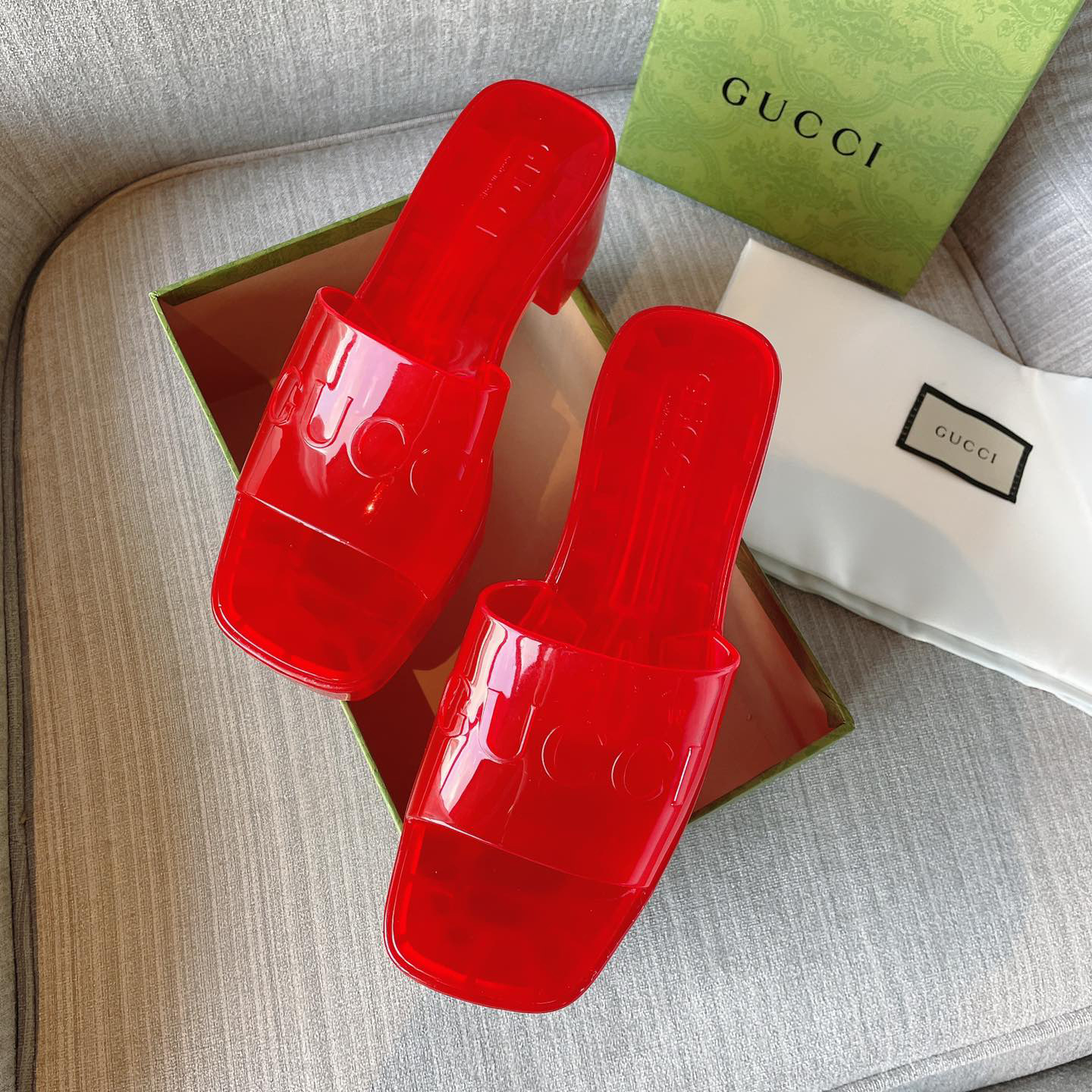 Gucci Plastique Logo-Embossed Rubber Mules - DesignerGu