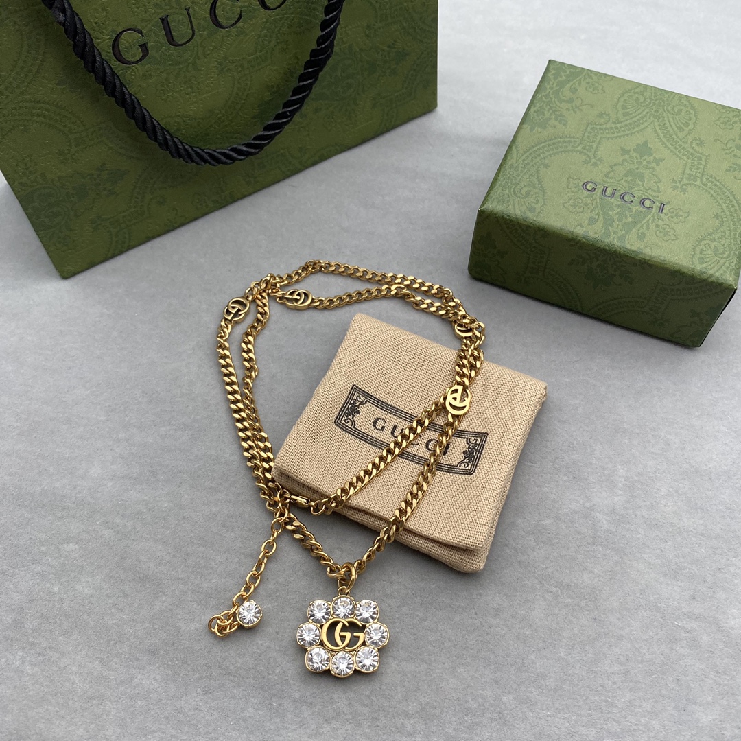 Gucci GG Marmont Necklace - DesignerGu