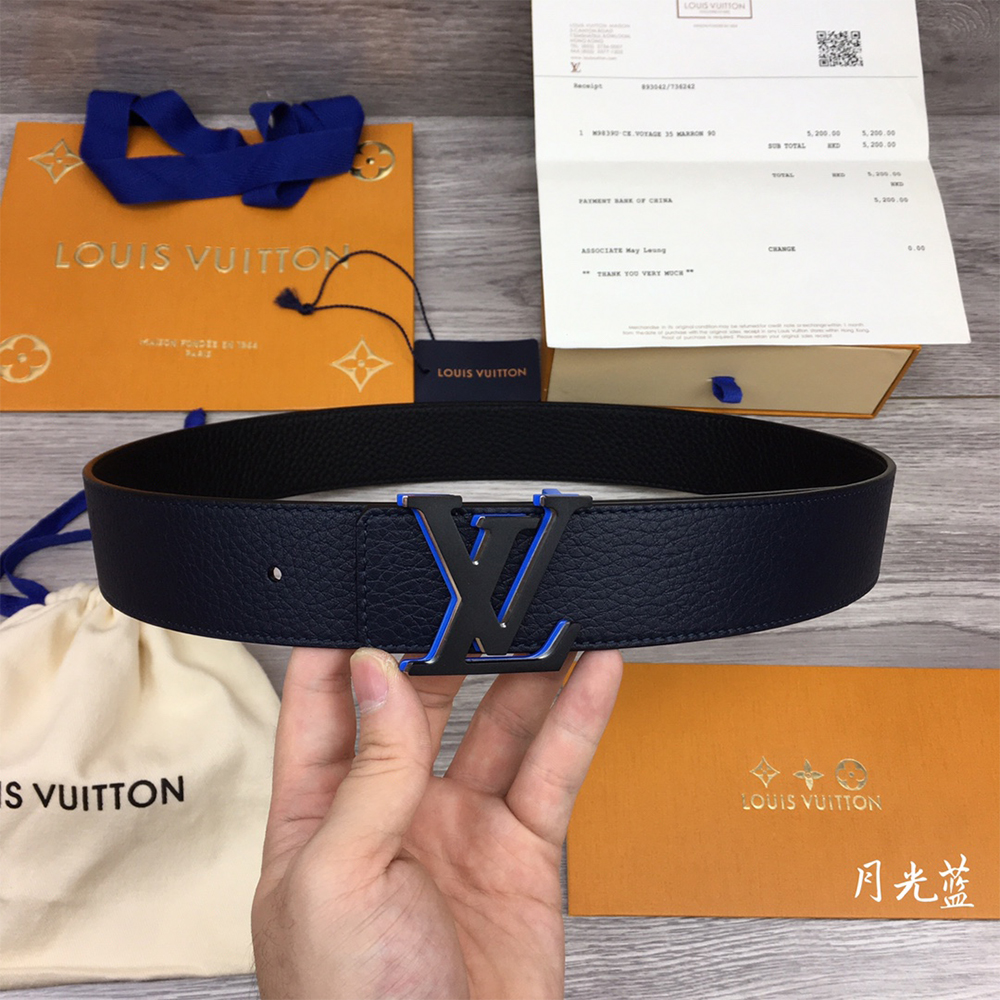 Louis Vuitton 40MM Belt In Black With Blue Buckle - DesignerGu