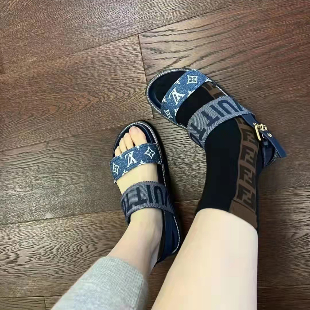 Louis Vuitton Paseo Flat Comfort Sandal - DesignerGu