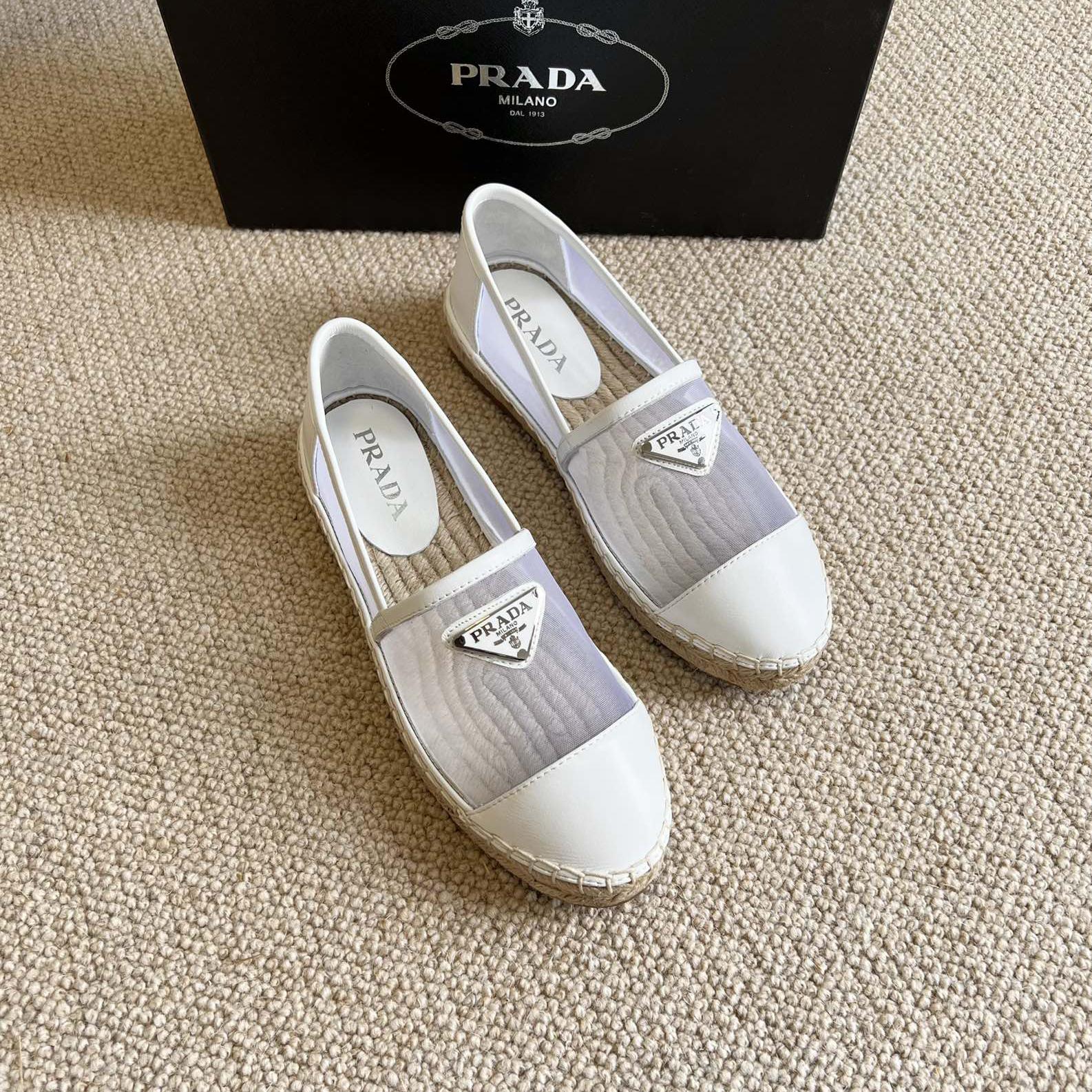 Prada  Logo  Woman White Loafers - DesignerGu