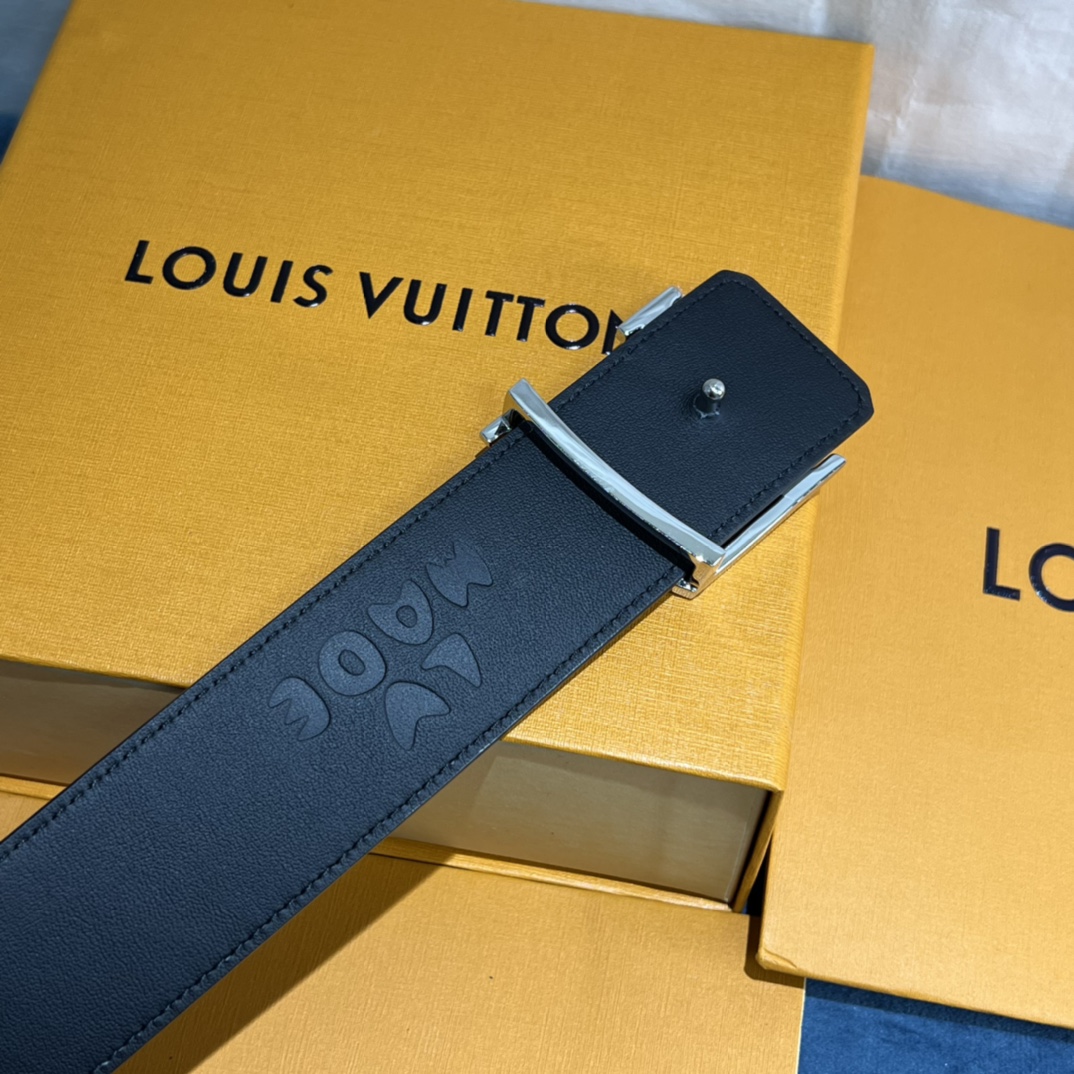 Louis Vuitton Gradient Shape 40MM Reversible Belt - DesignerGu