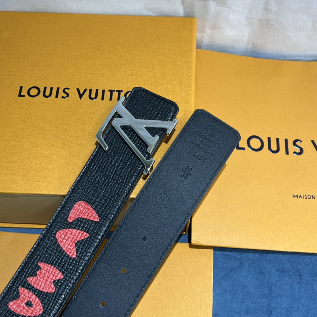 Louis Vuitton Gradient Shape 40MM Reversible Belt - DesignerGu