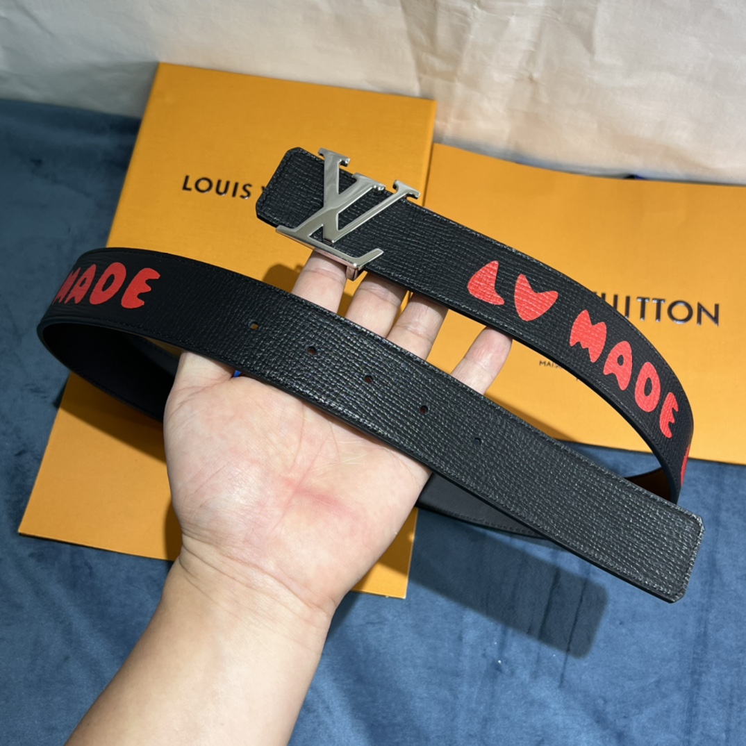 Louis Vuitton Gradient Shape 40MM Reversible Belt - DesignerGu