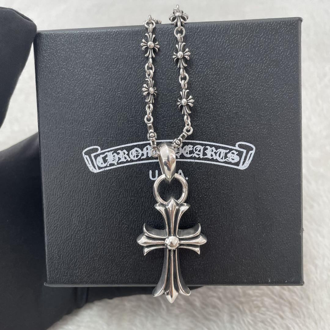 Chrome Heart Cross Necklace - DesignerGu