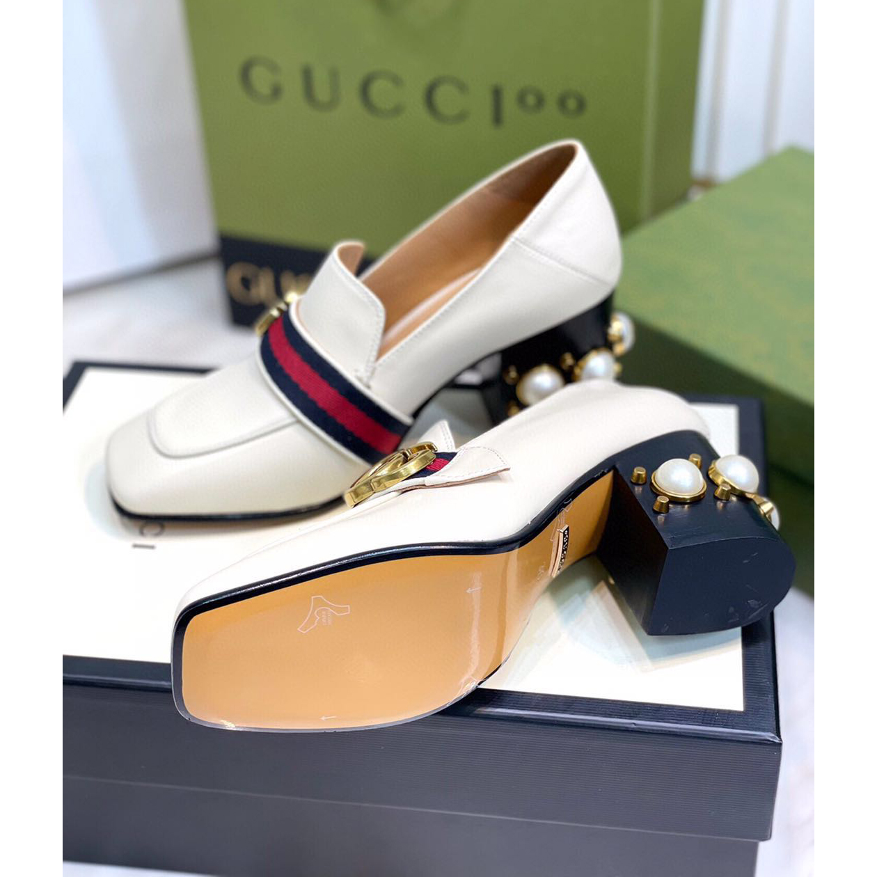 Gucci White Pearl Matchmake Pump - DesignerGu