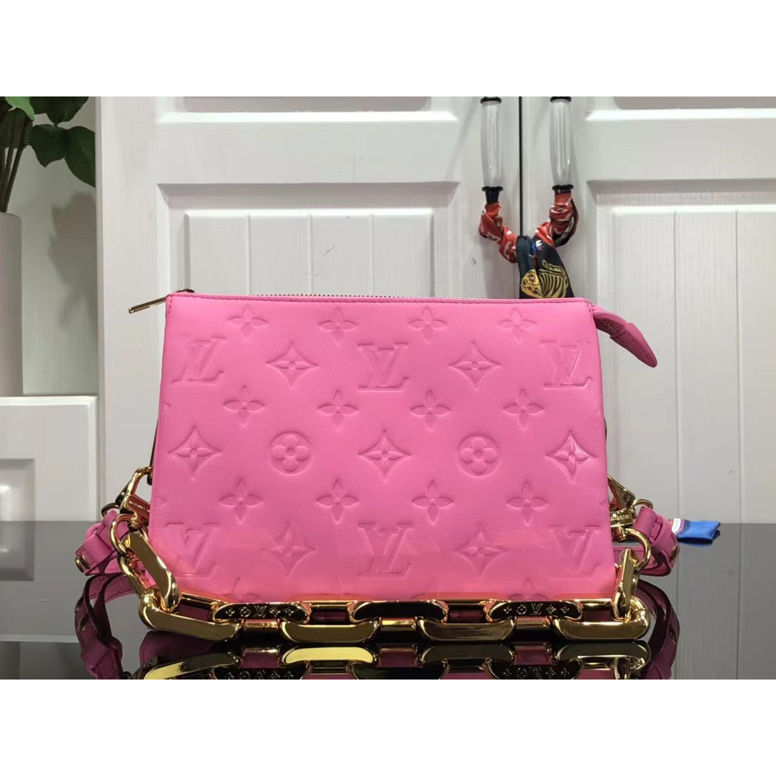 Louis Vuitton  Handbag （20 x 16 x 12cm） - DesignerGu