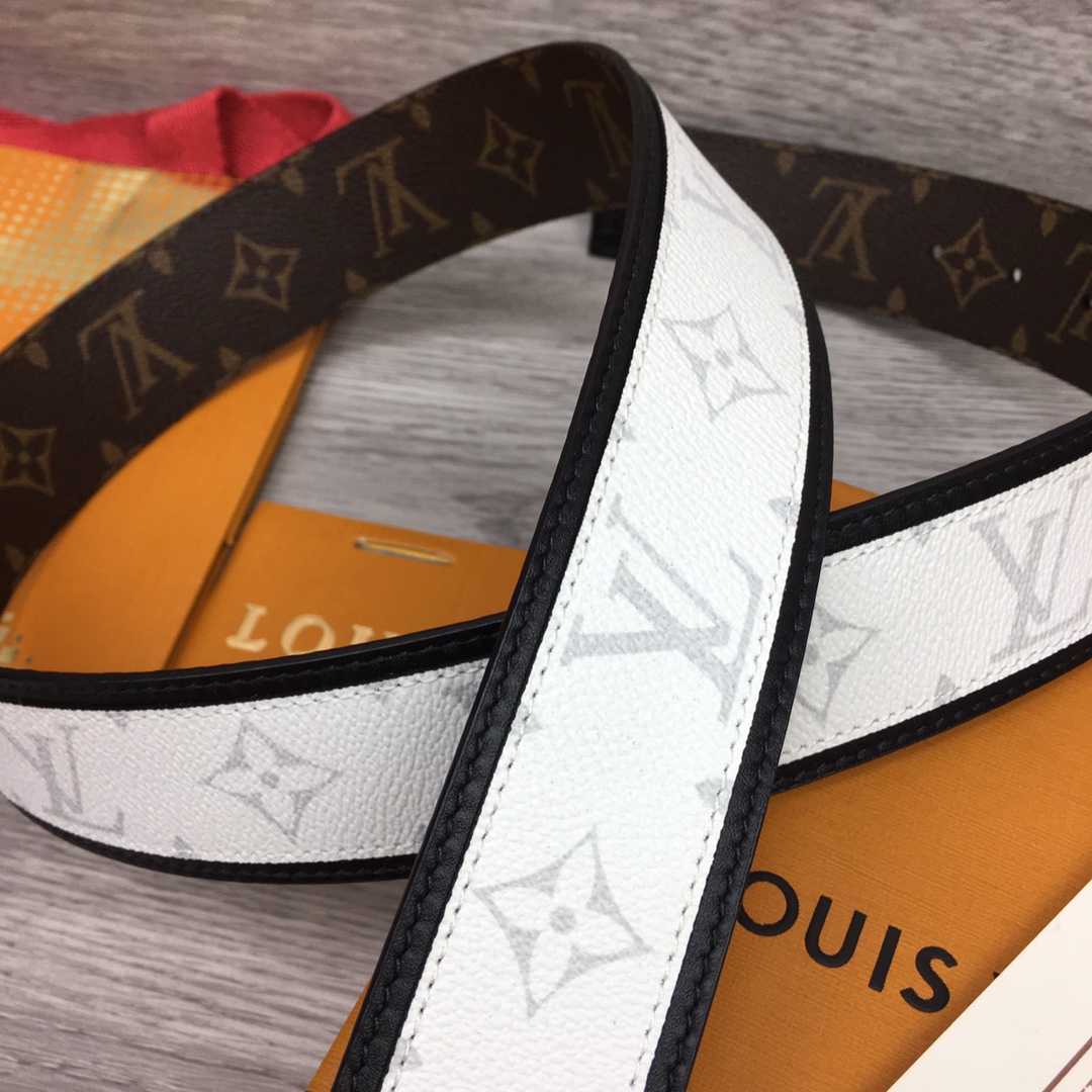 Louis Vuitton Shape 40MM Reversible Belt - DesignerGu