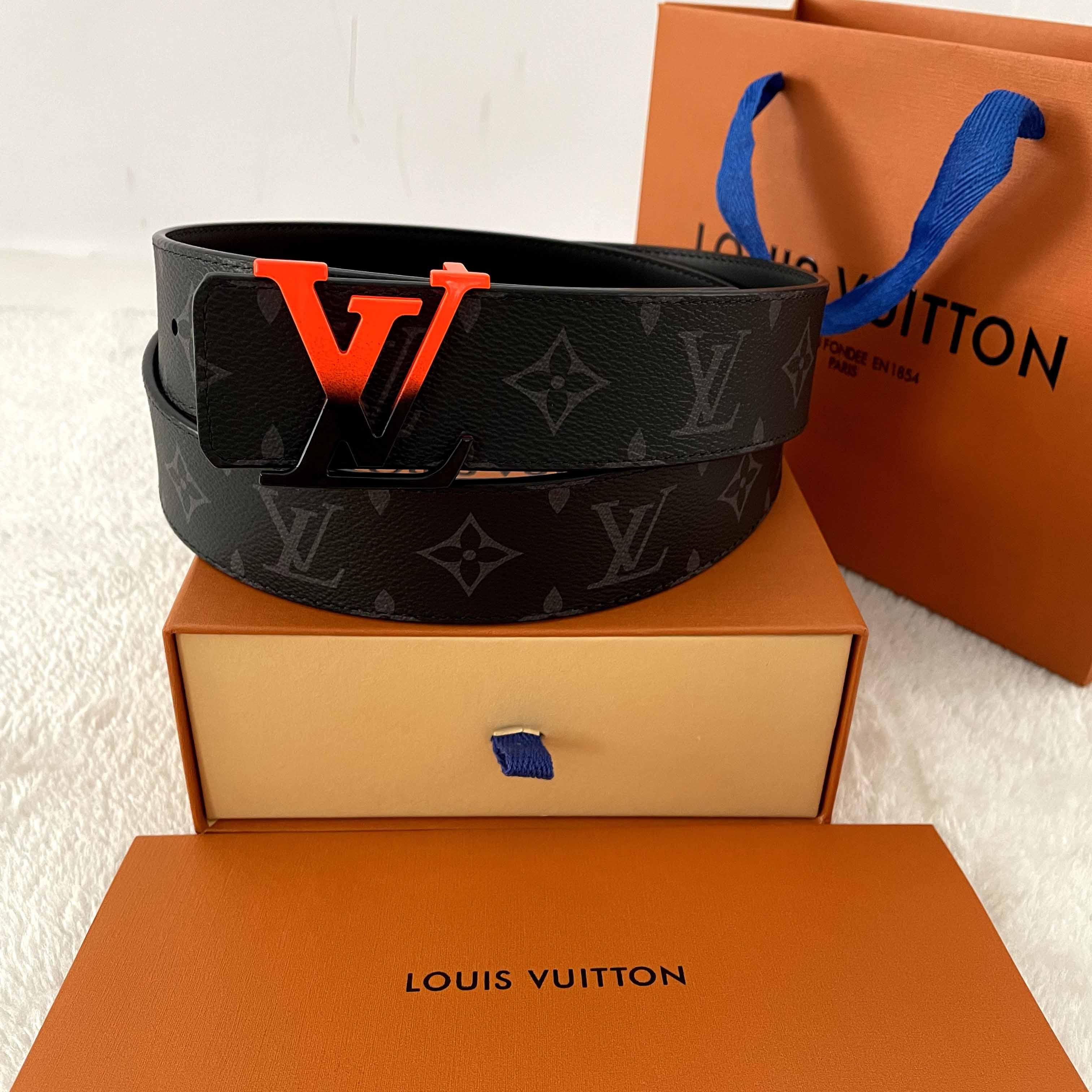 Louis Vuitton Shape 40MM Reversible Belt - DesignerGu