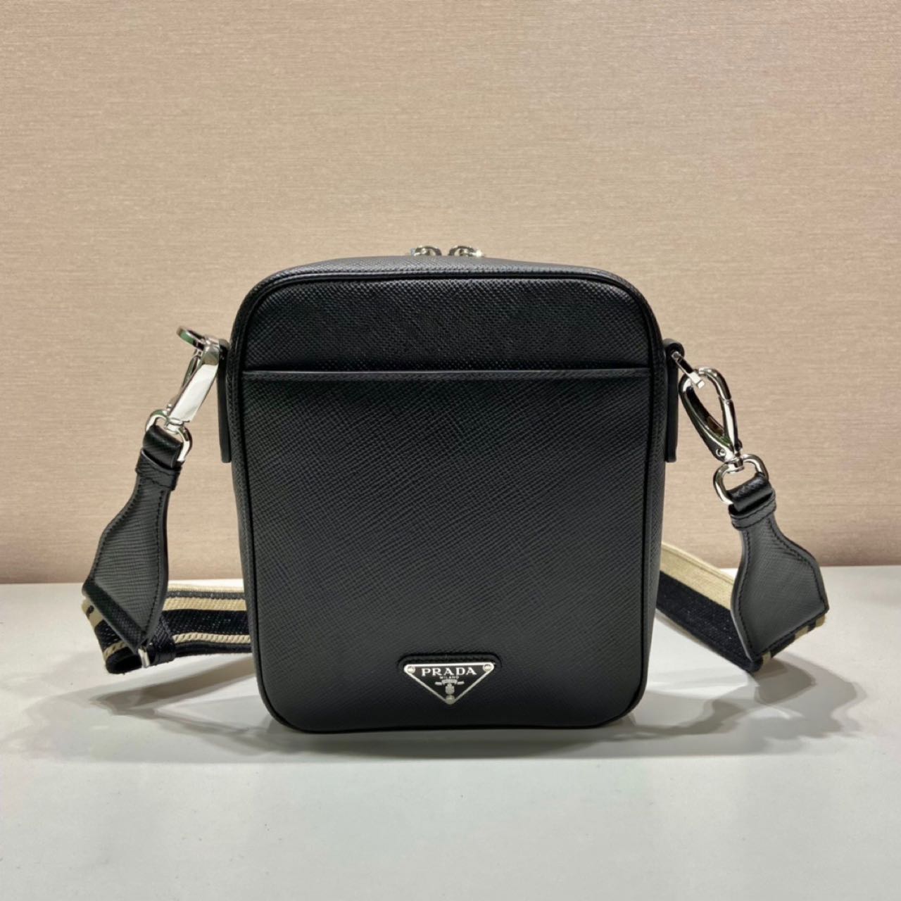 Prada Leather Shoulder Bag（19-16-5.5CM） - DesignerGu