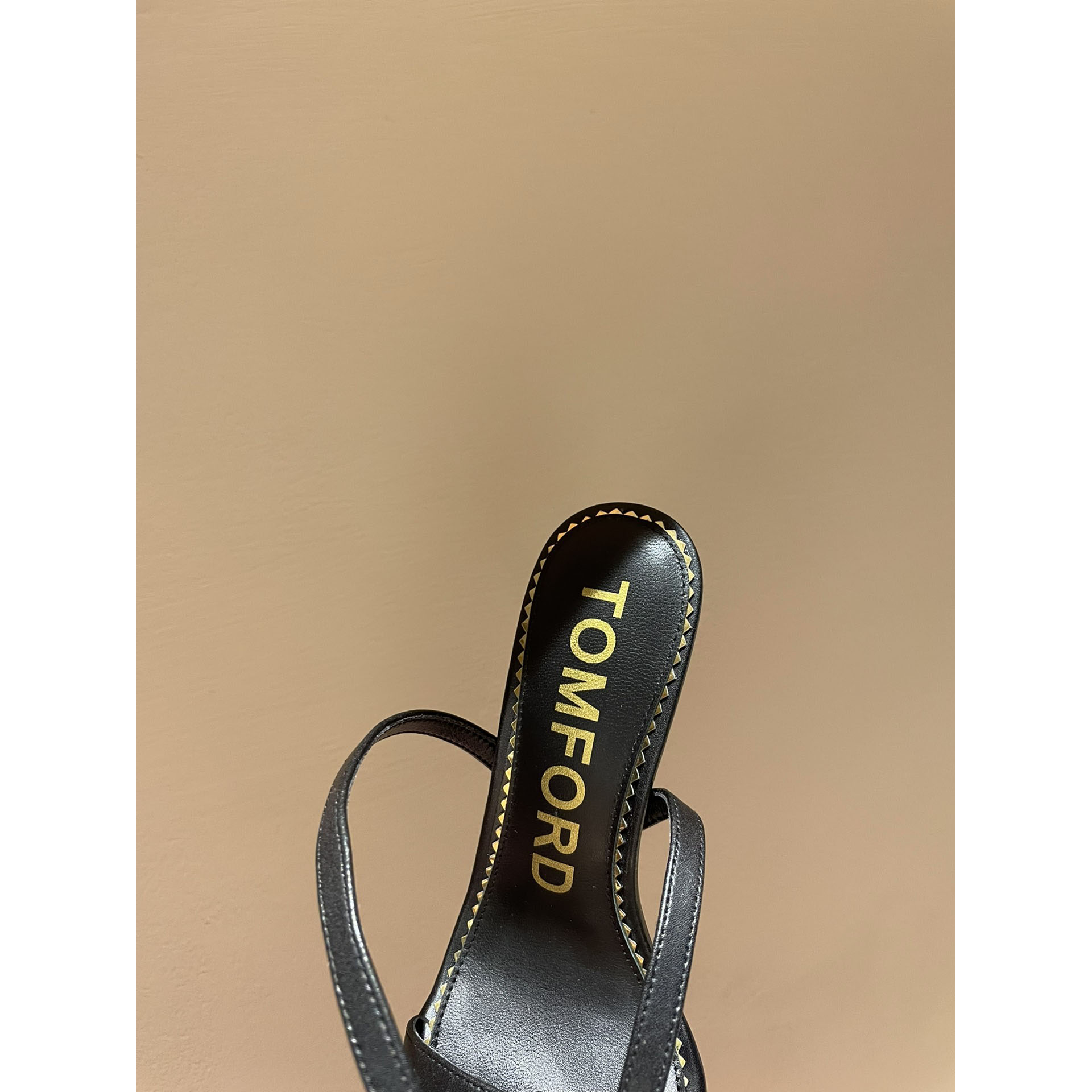 Tom Ford Black Padlock Sandals - DesignerGu