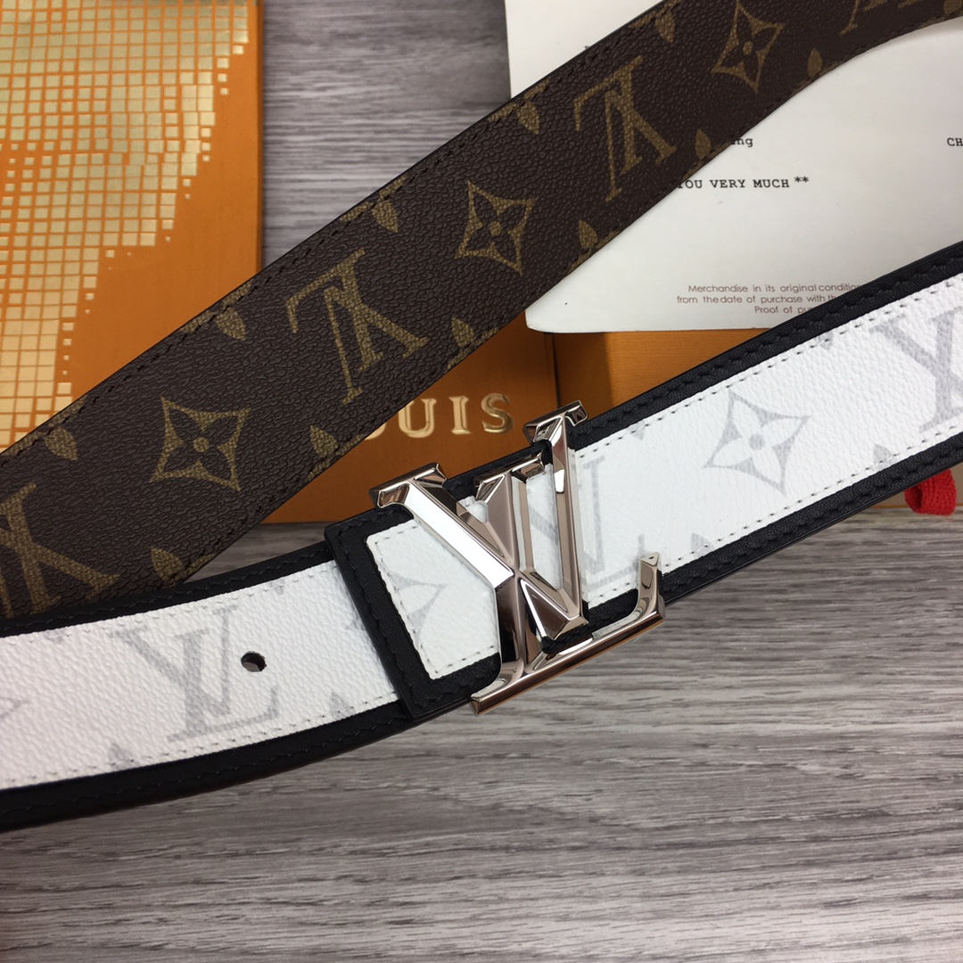 Louis Vuitton Shape 40MM Reversible Belt - DesignerGu