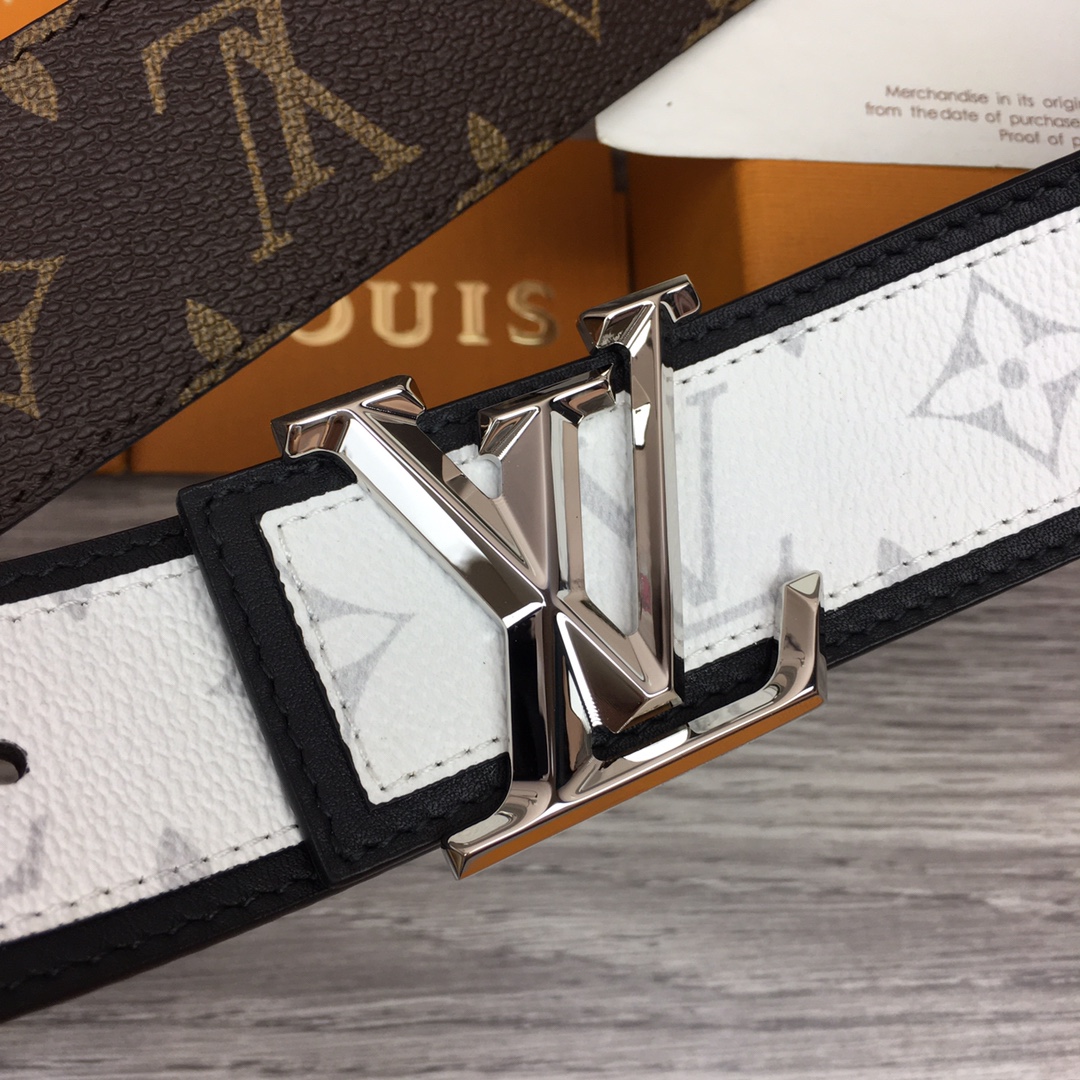 Louis Vuitton Shape 40MM Reversible Belt - DesignerGu