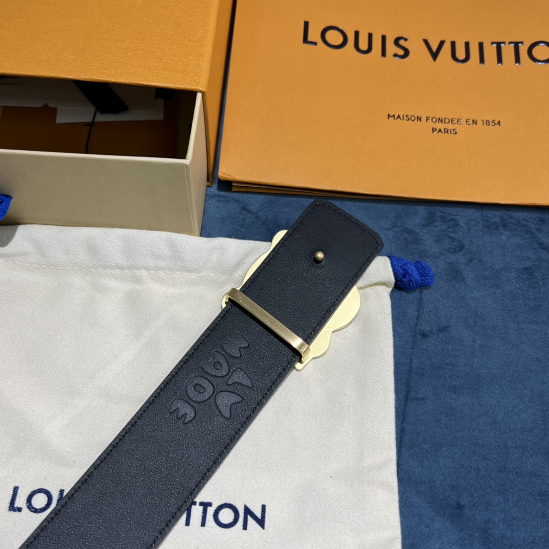 Louis Vuitton Gradient Shape 40MM Reversible Belt - DesignerGu