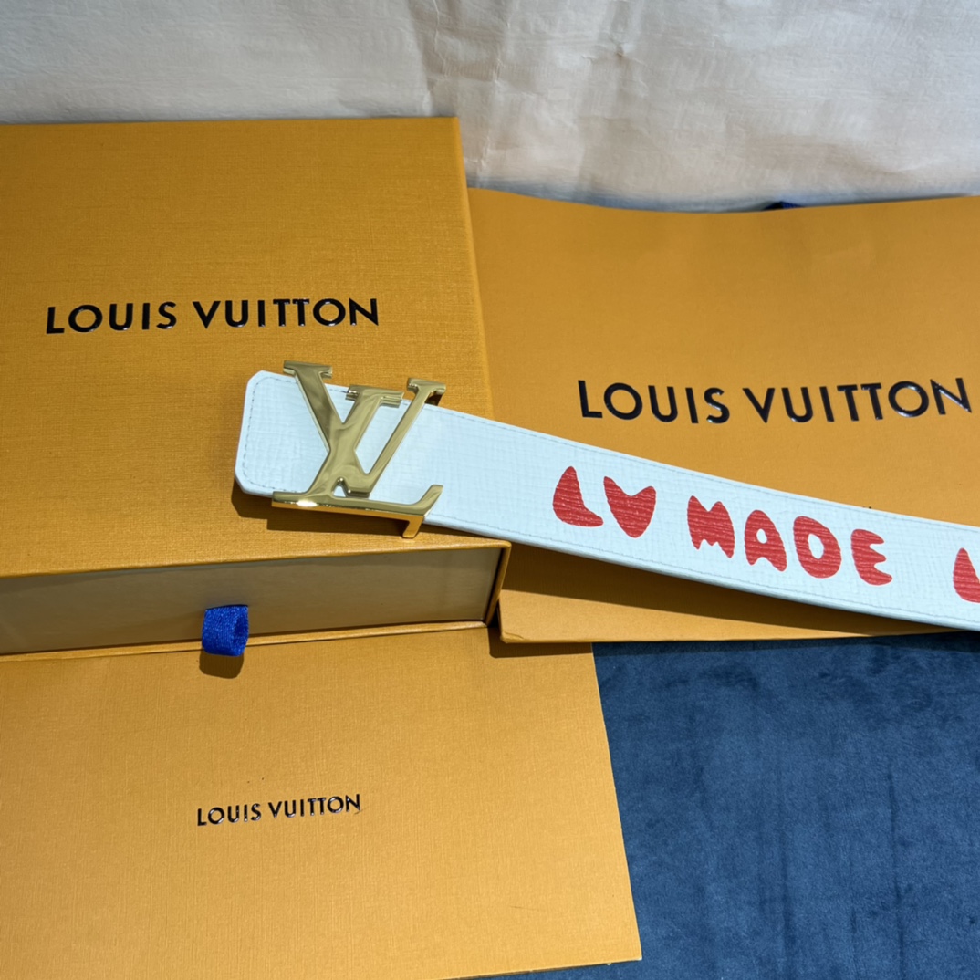 Louis Vuitton Gradient Shape 40MM Reversible Belt - DesignerGu