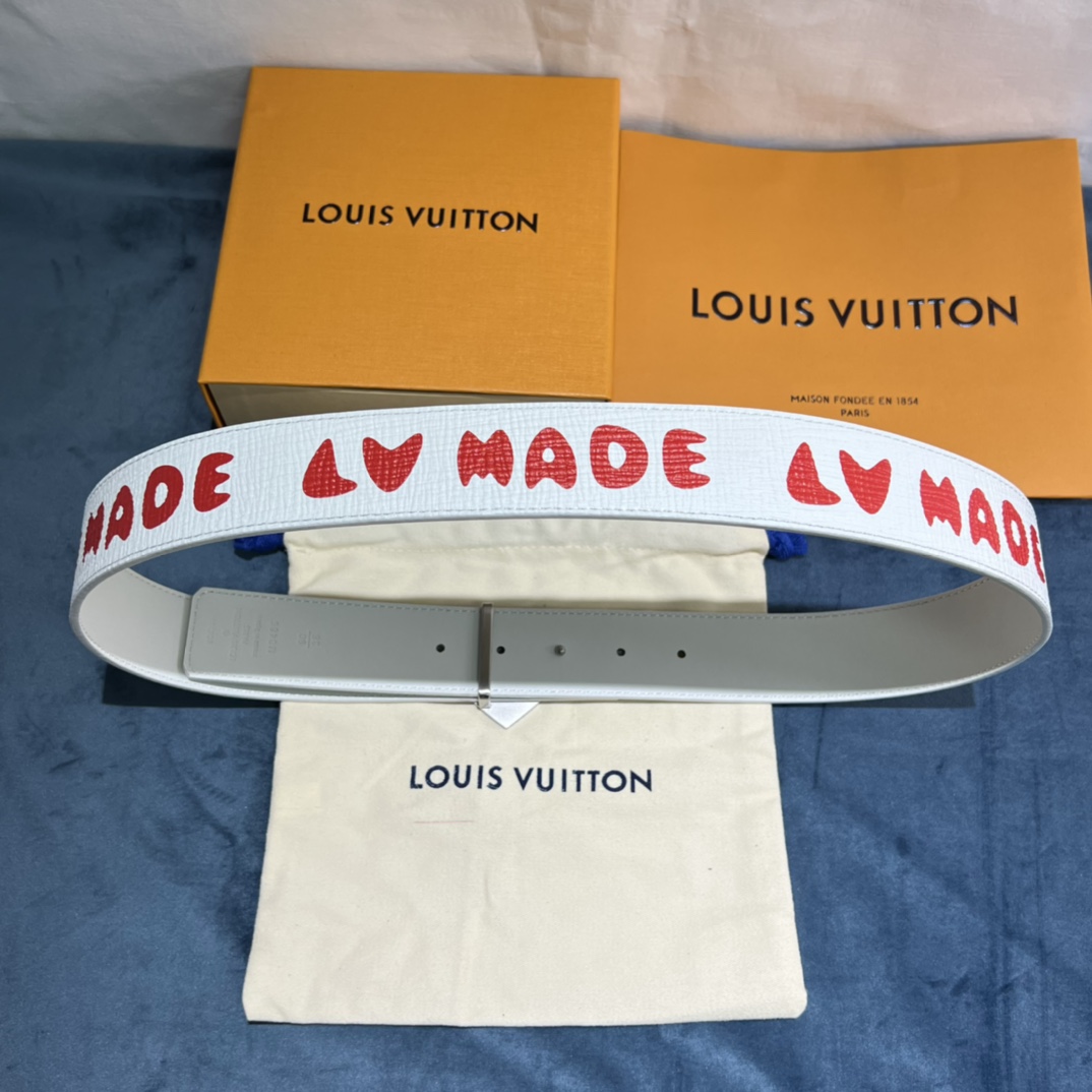 Louis Vuitton Gradient Shape 40MM Reversible Belt - DesignerGu