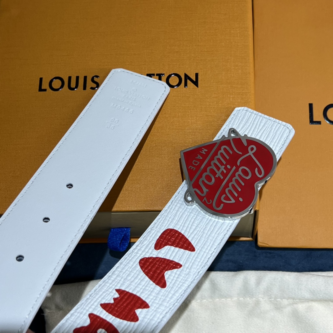 Louis Vuitton Gradient Shape 40MM Reversible Belt - DesignerGu