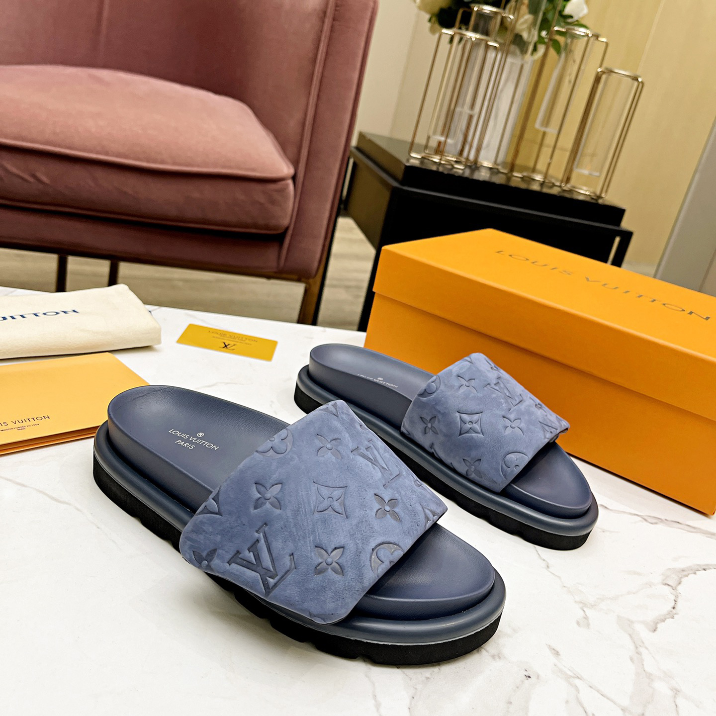 Louis Vuitton Pool Pillow Comfort Mules - DesignerGu