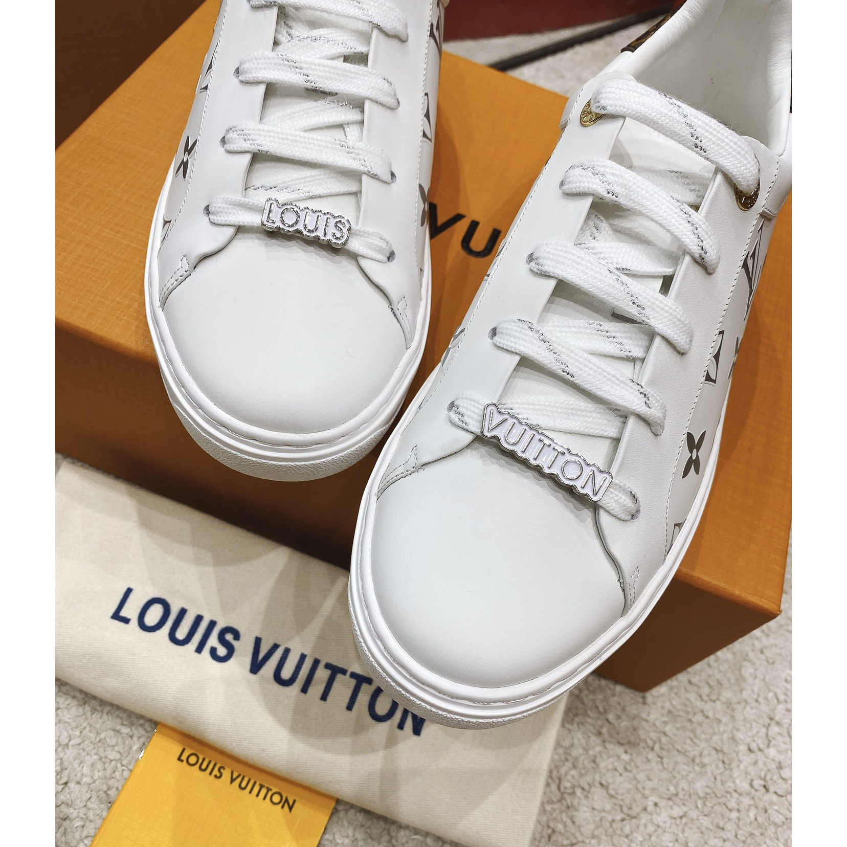 Louis Vuitton Time Out Sneaker  - DesignerGu