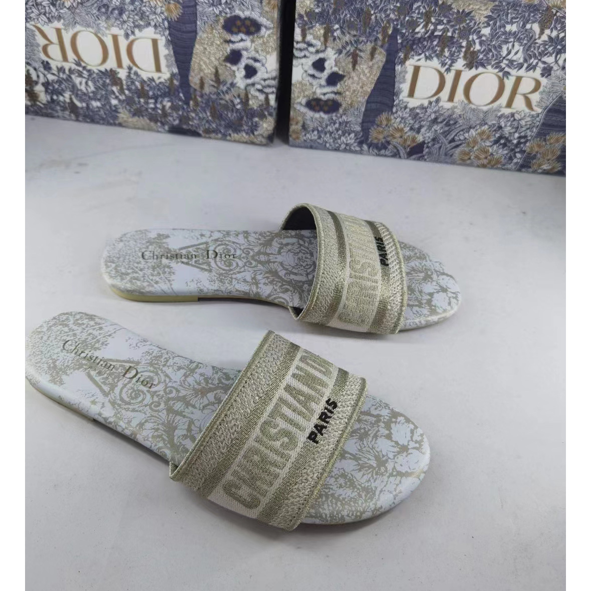 Dior Women Slides - DesignerGu