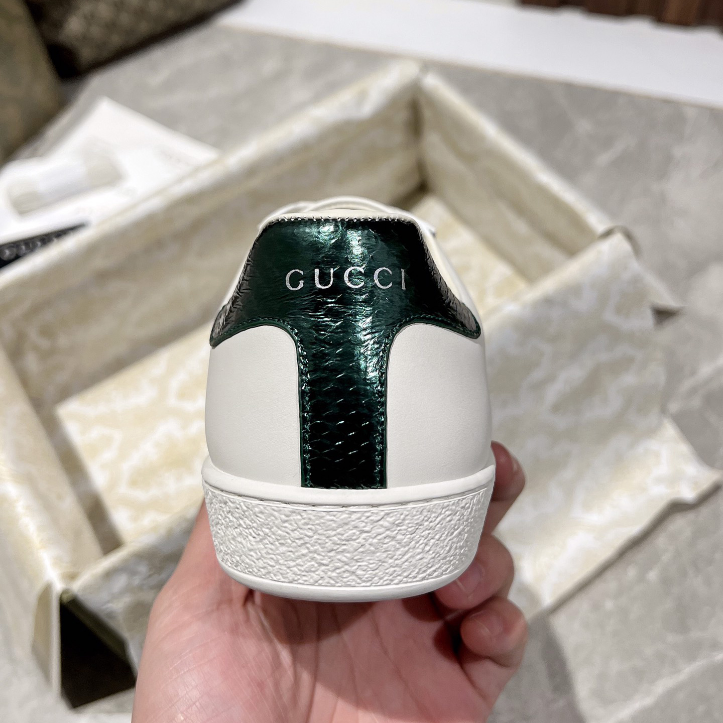 Gucci Snake Logo  Basket Sneaker - DesignerGu