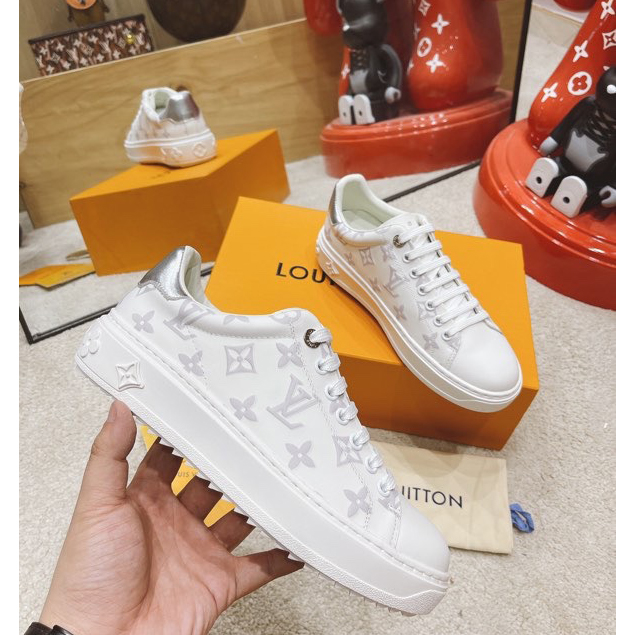 Louis Vuitton Monogram Sneaker - DesignerGu