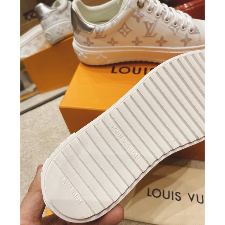 Louis Vuitton Monogram Sneaker - DesignerGu