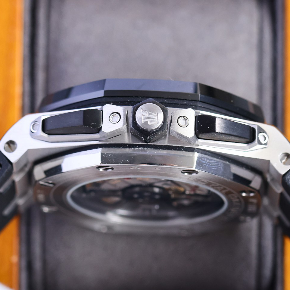 Audemars Piguet  Watch  44mm - DesignerGu