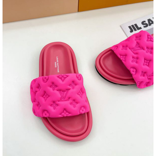 Louis Vuitton Pool Pillow Comfort Mules - DesignerGu